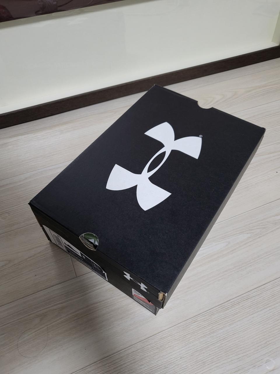 언더아머 운동화 런닝화 (진짜 마지막 다운)