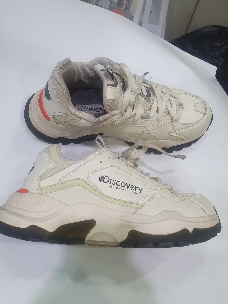 디스커버리 버켓 디워커  여성 운동화 (정품) 사이즈 240
