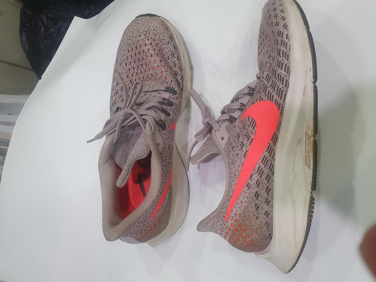 나이키 에어 줌 페가수스35 여성 런닝화 (정품) 사이즈250