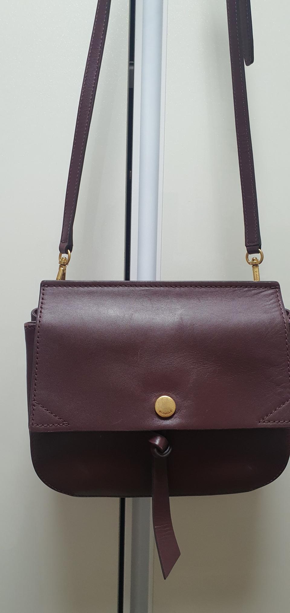 빈폴 정품 가죽 크로스백