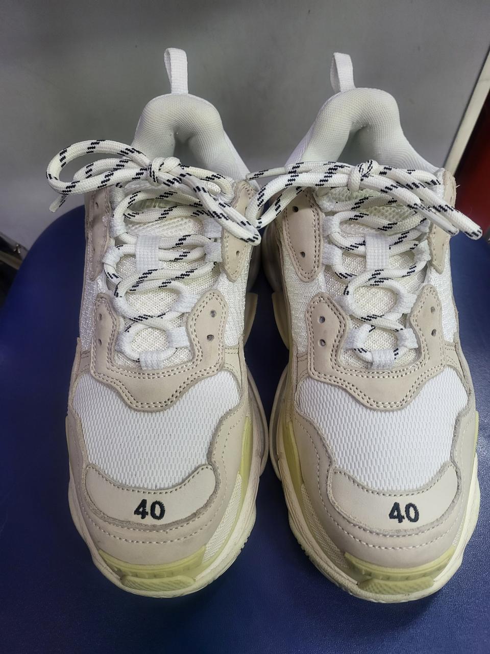 발렌시아가트리플s 40