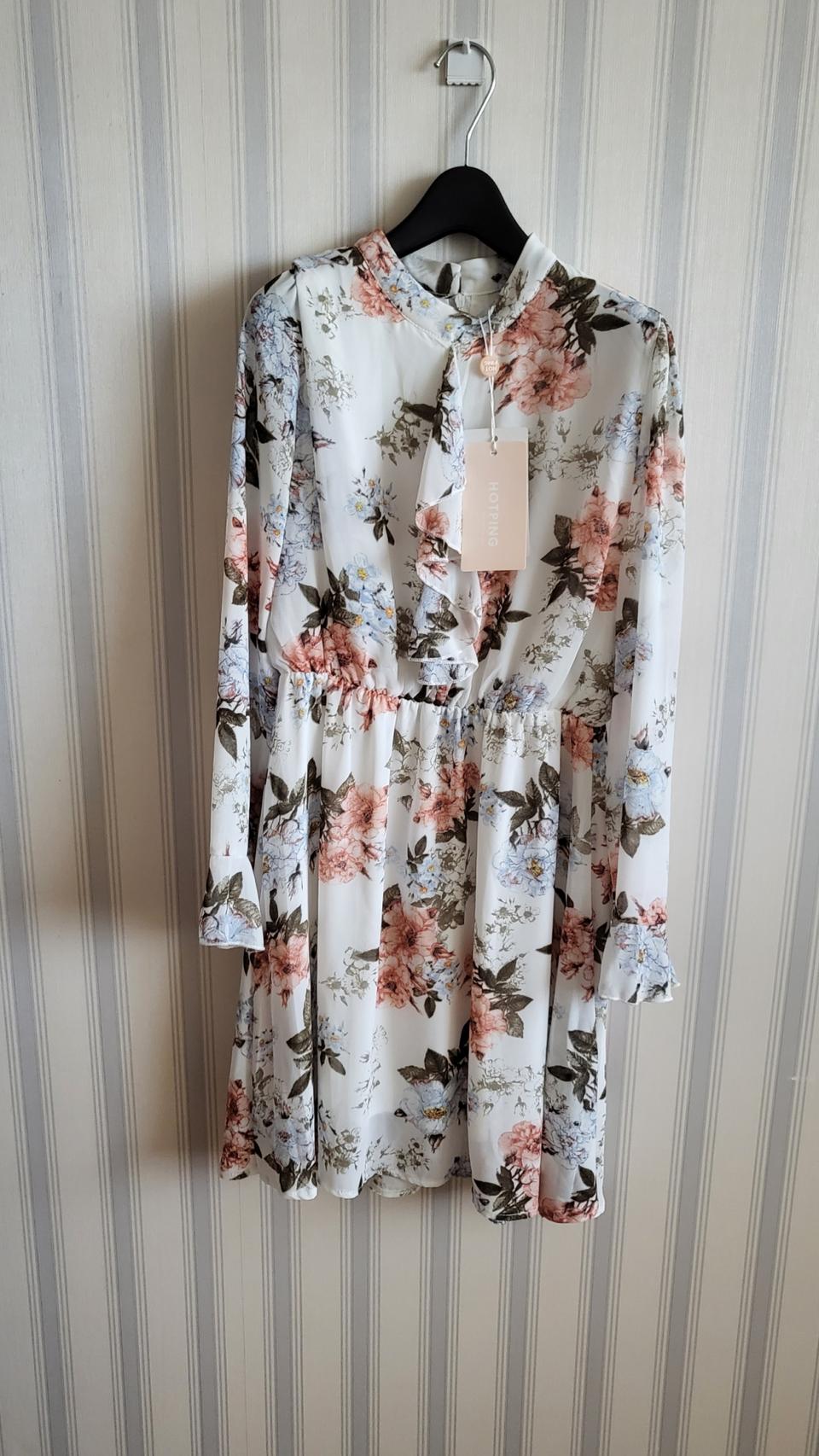 (새상품) 핫핑 플로럴 쉬폰 원피스