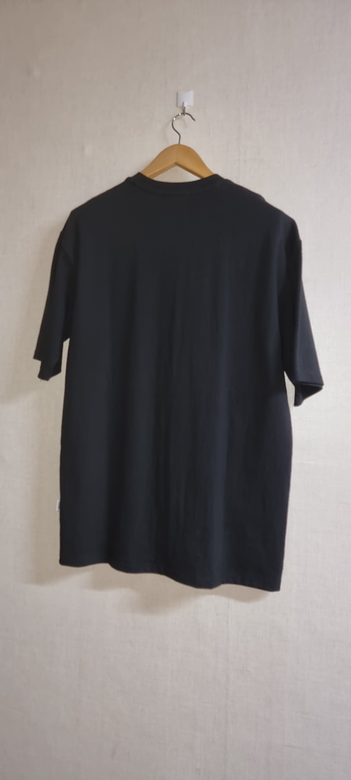 50. (새 옷) (배송비 포함) 밴웍스 반팔티 팝니다.