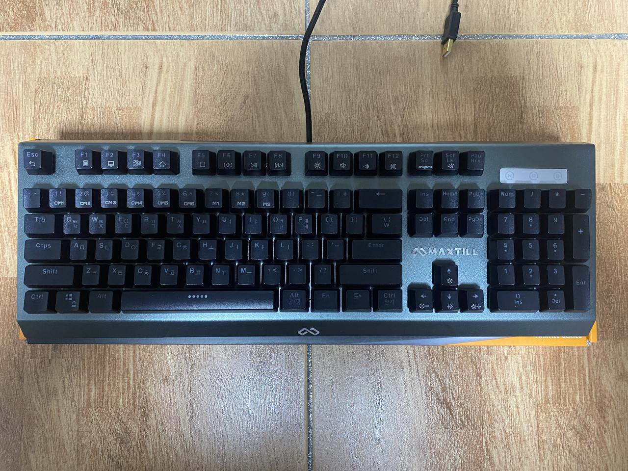 맥스틸 트론 G670K PRO 광축 기계식 게이밍 키보드 미사용제품