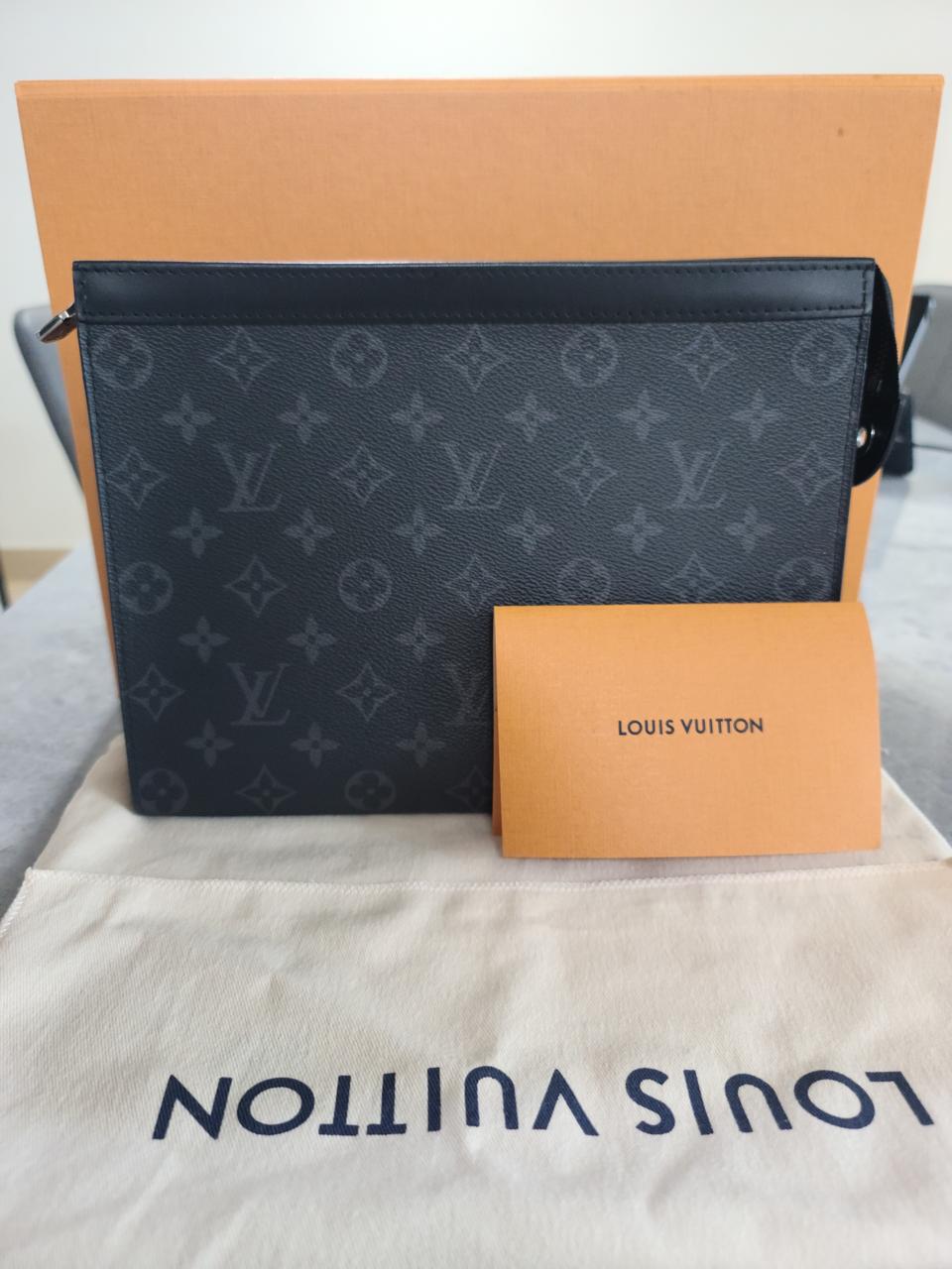 루이비통/포쉐트보야주 클러치/남여공용 팝니다.