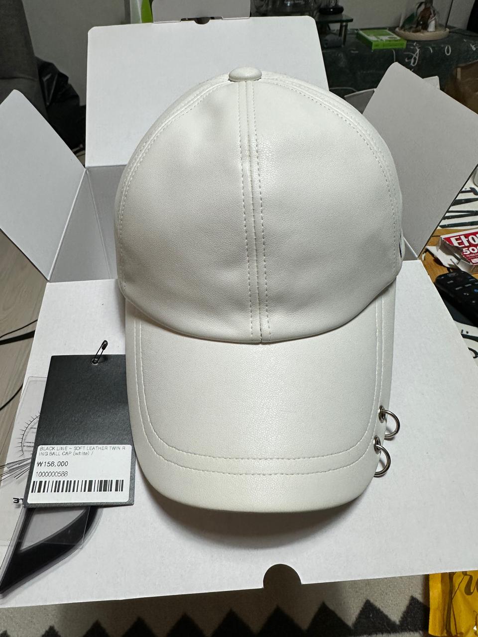 바이브레이트 볼캡 가죽모자,새제품(정품)한정판