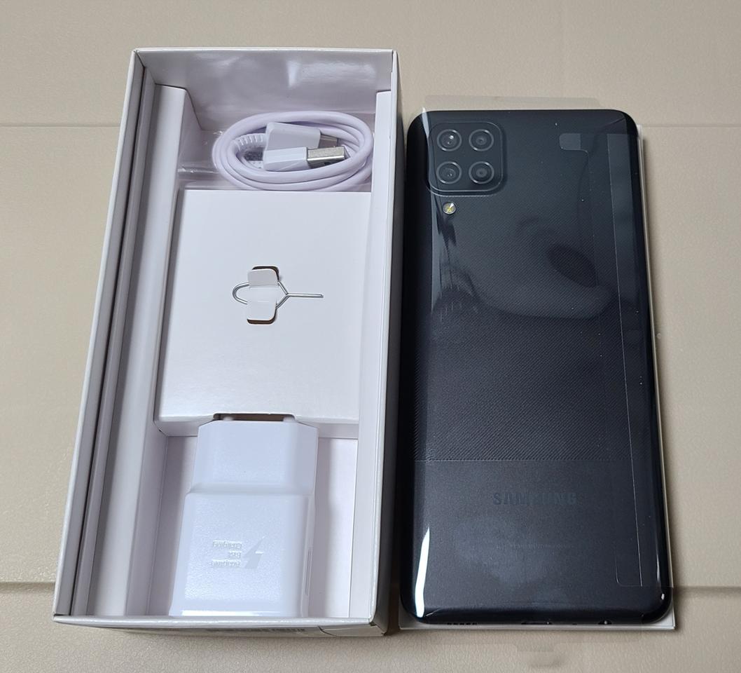 새상품)삼성 갤럭시 A12  미사용