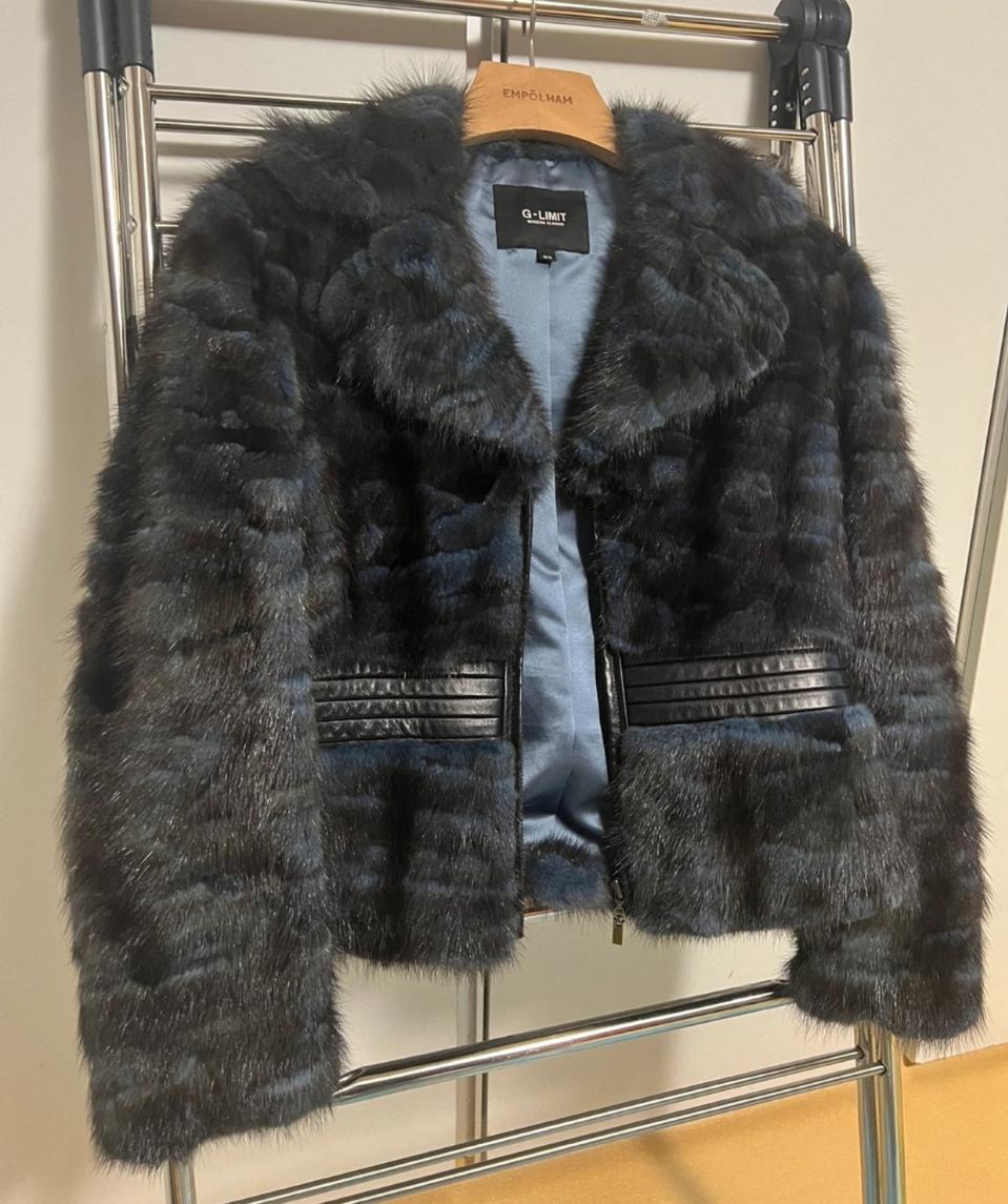 새 코트, 흔치 않은 희소한 블루밍크