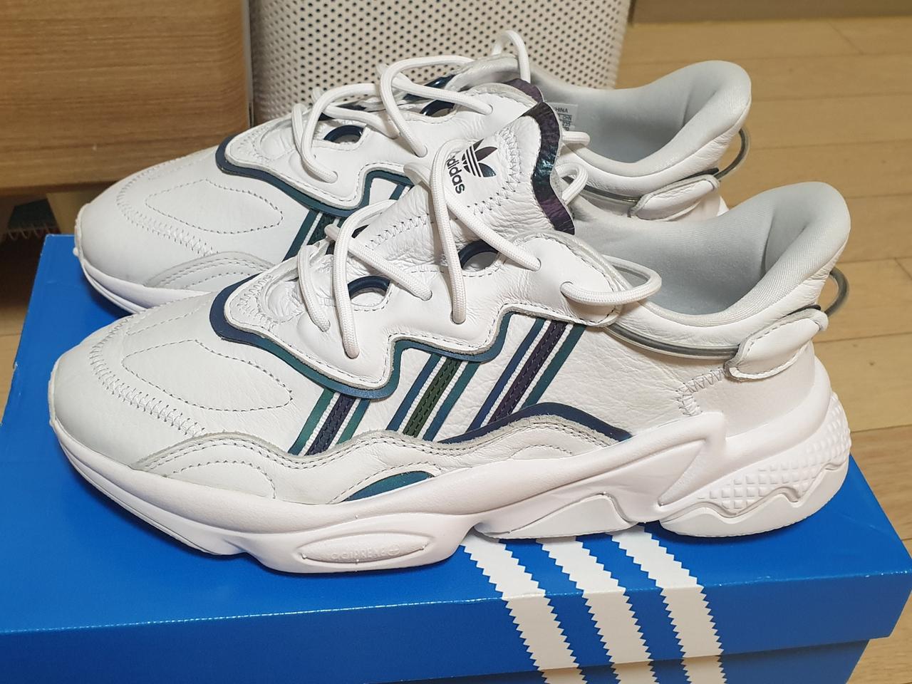 아디다스운동화 240새거