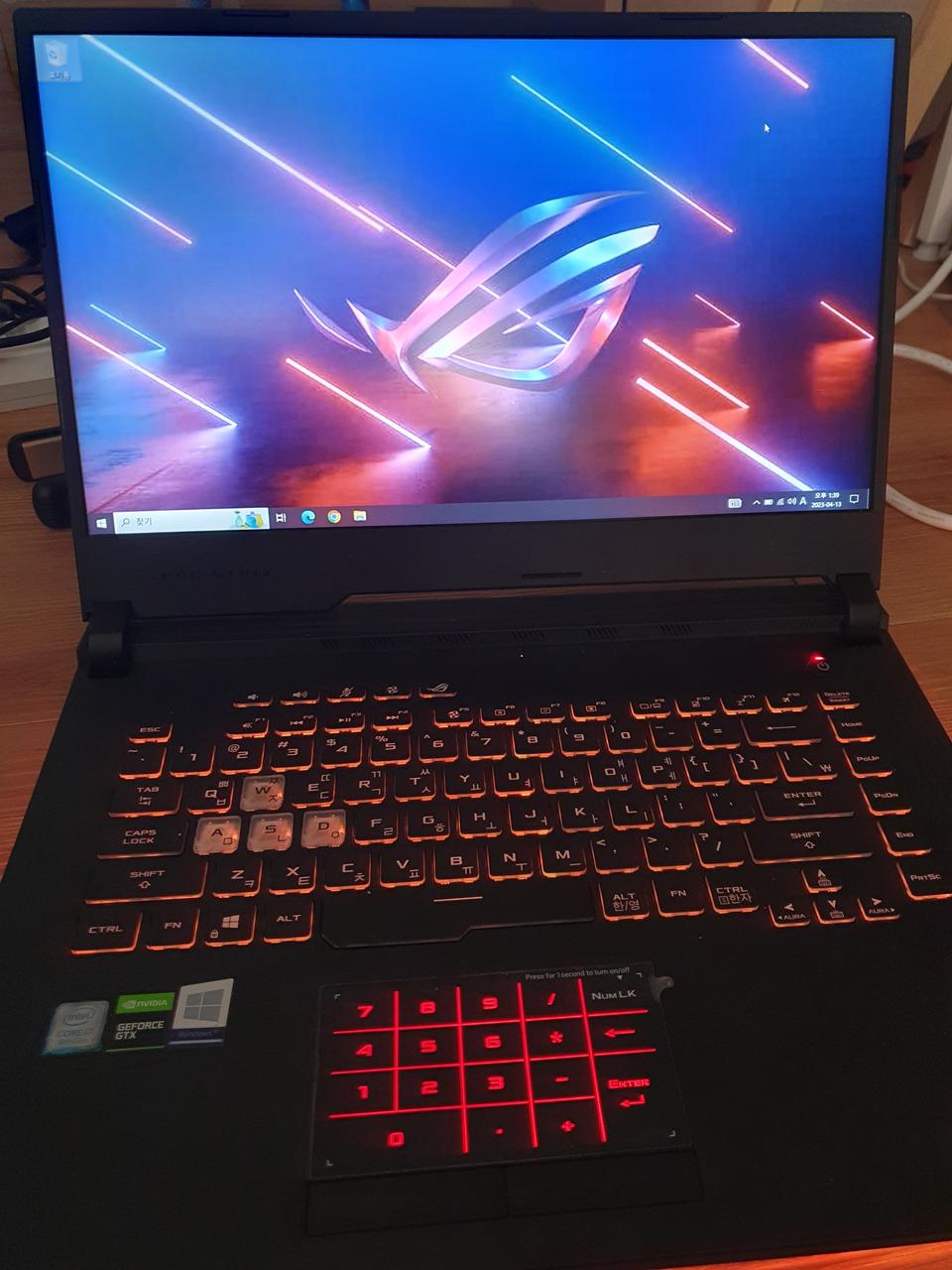 GTX 1660Ti 아수스 로그 게이밍 노트북 팝니다.