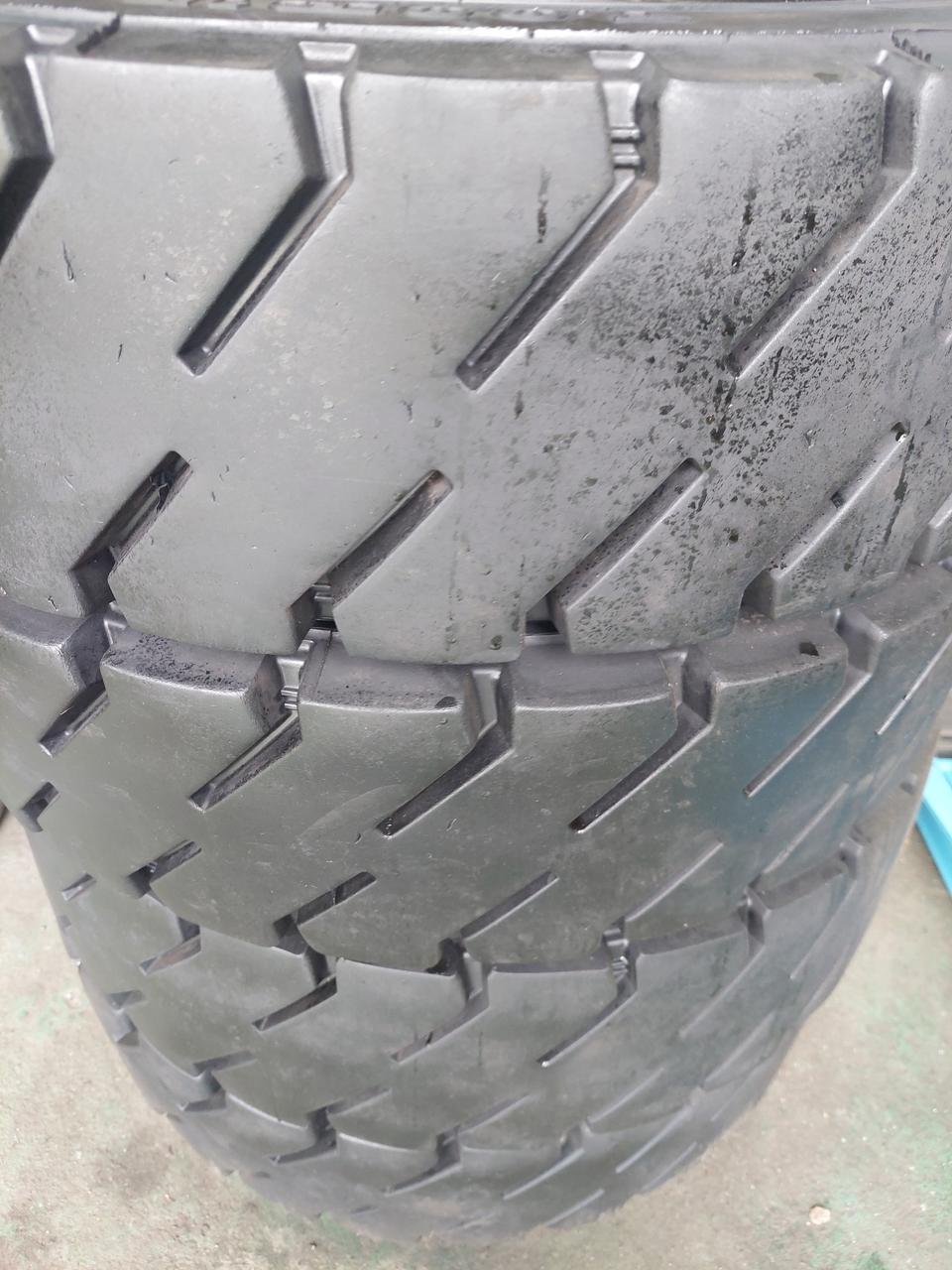 지게차 중고 타이어 더블코인 700-15 싸게 팝니다