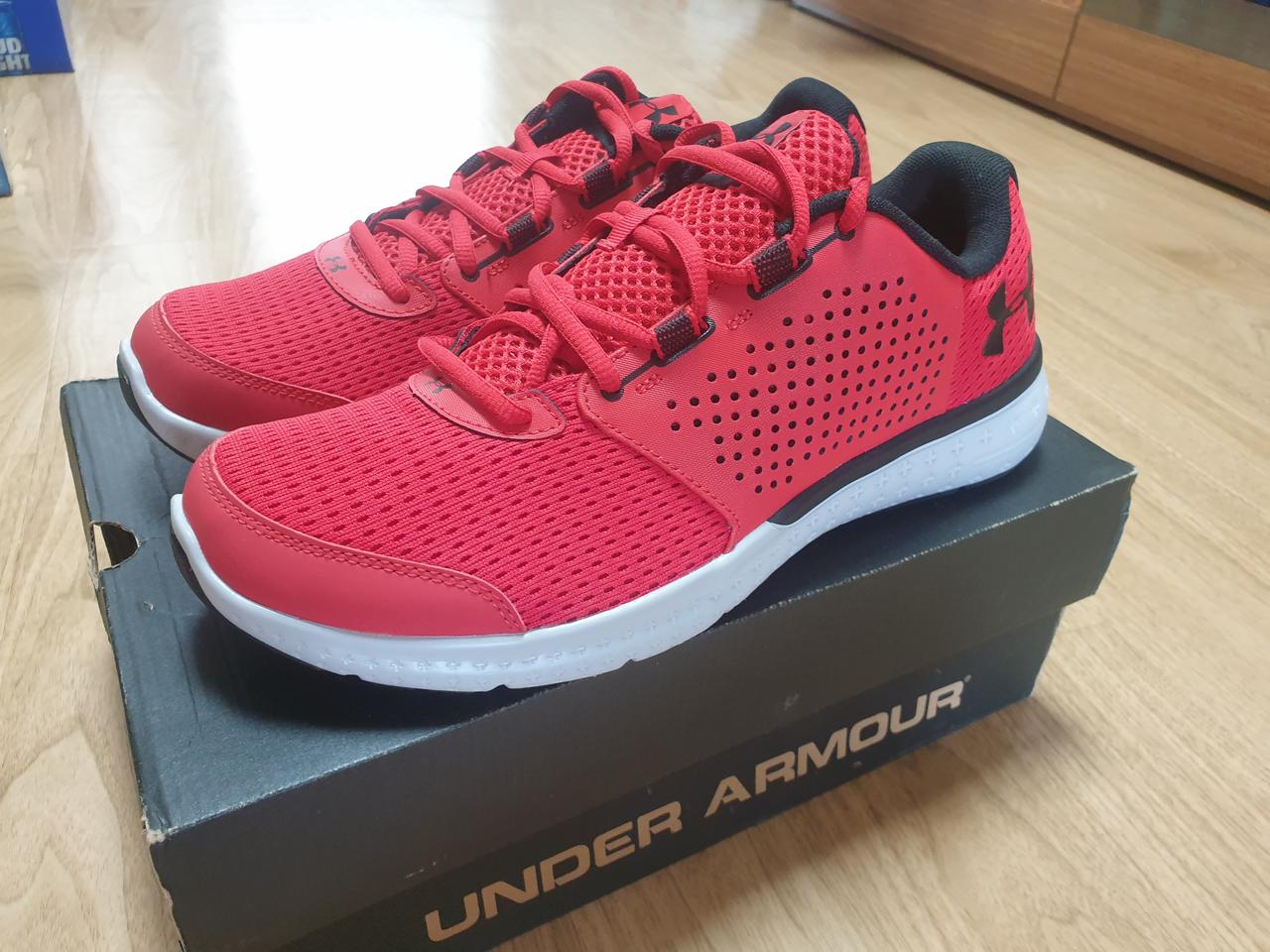 언더아머 마이크로 퓨어 런닝화 운동화 미사용 280~285