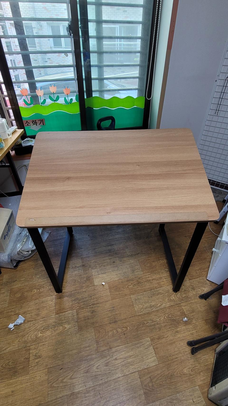 위 아래로 올라가는 테이블