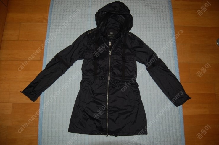 코오롱스포츠 여성 바람막이 90 팝니다