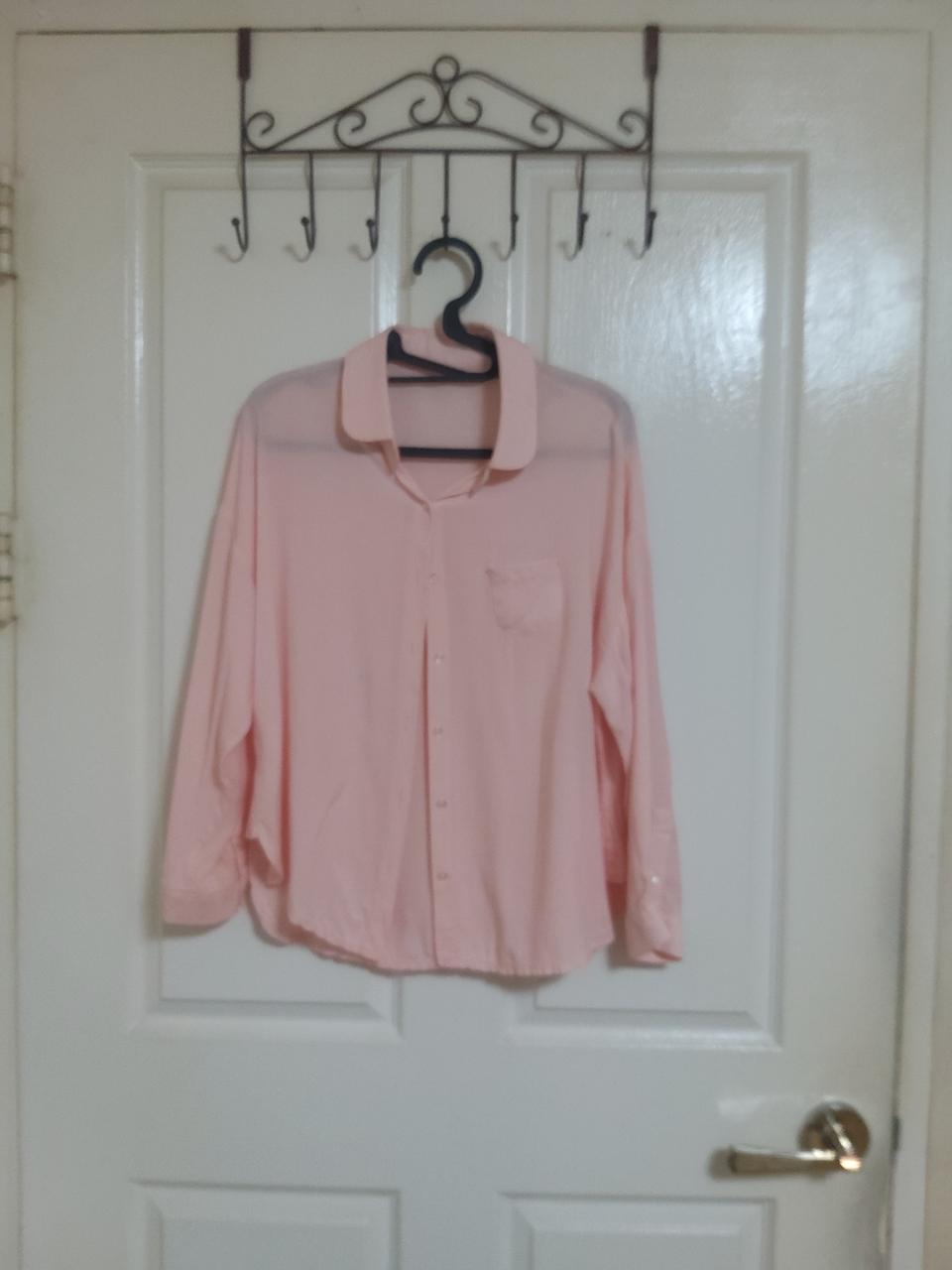 핑크 블라우스