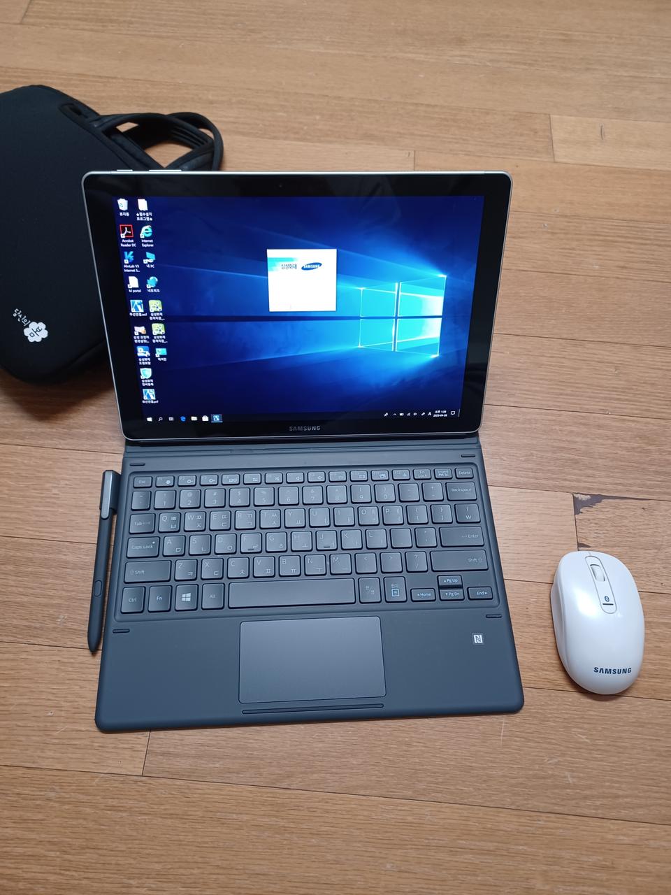 삼성화재 갤럭시북12 SM-W728 256기가 탭북