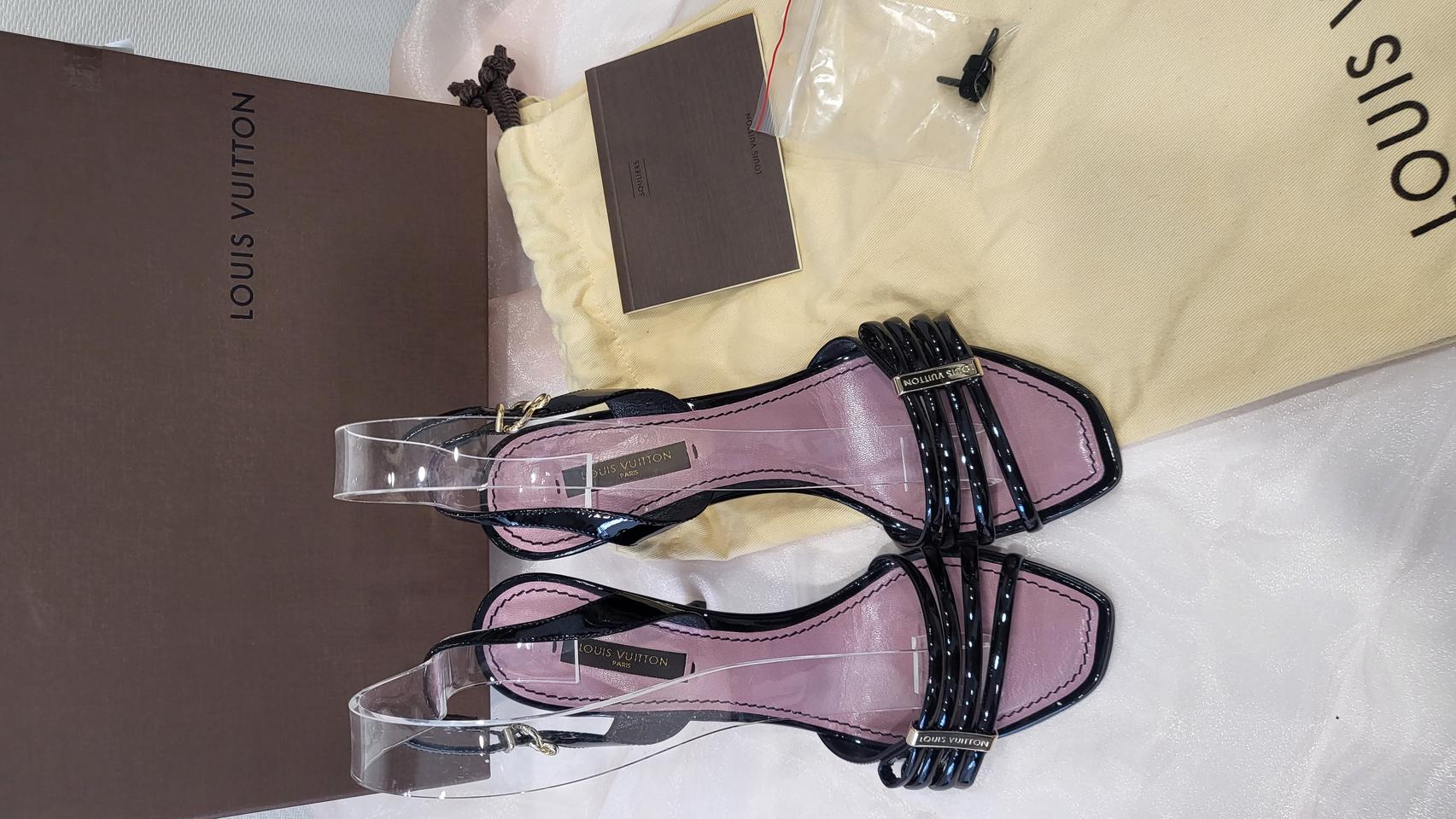 정품)루이비통 페이던트 샌들 새상품급 풀박 35반 (230)