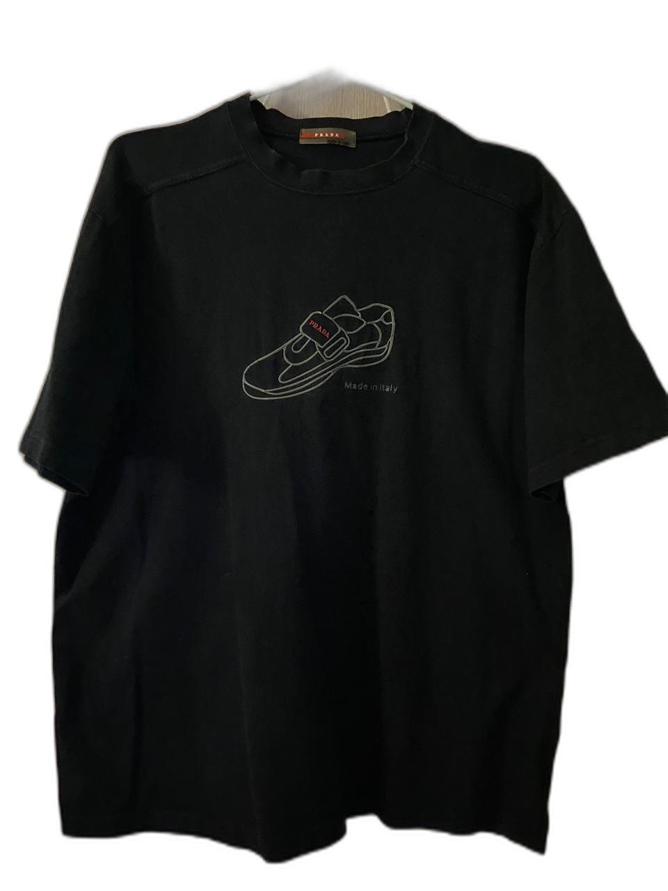 프라다 스카치 반팔 티셔츠