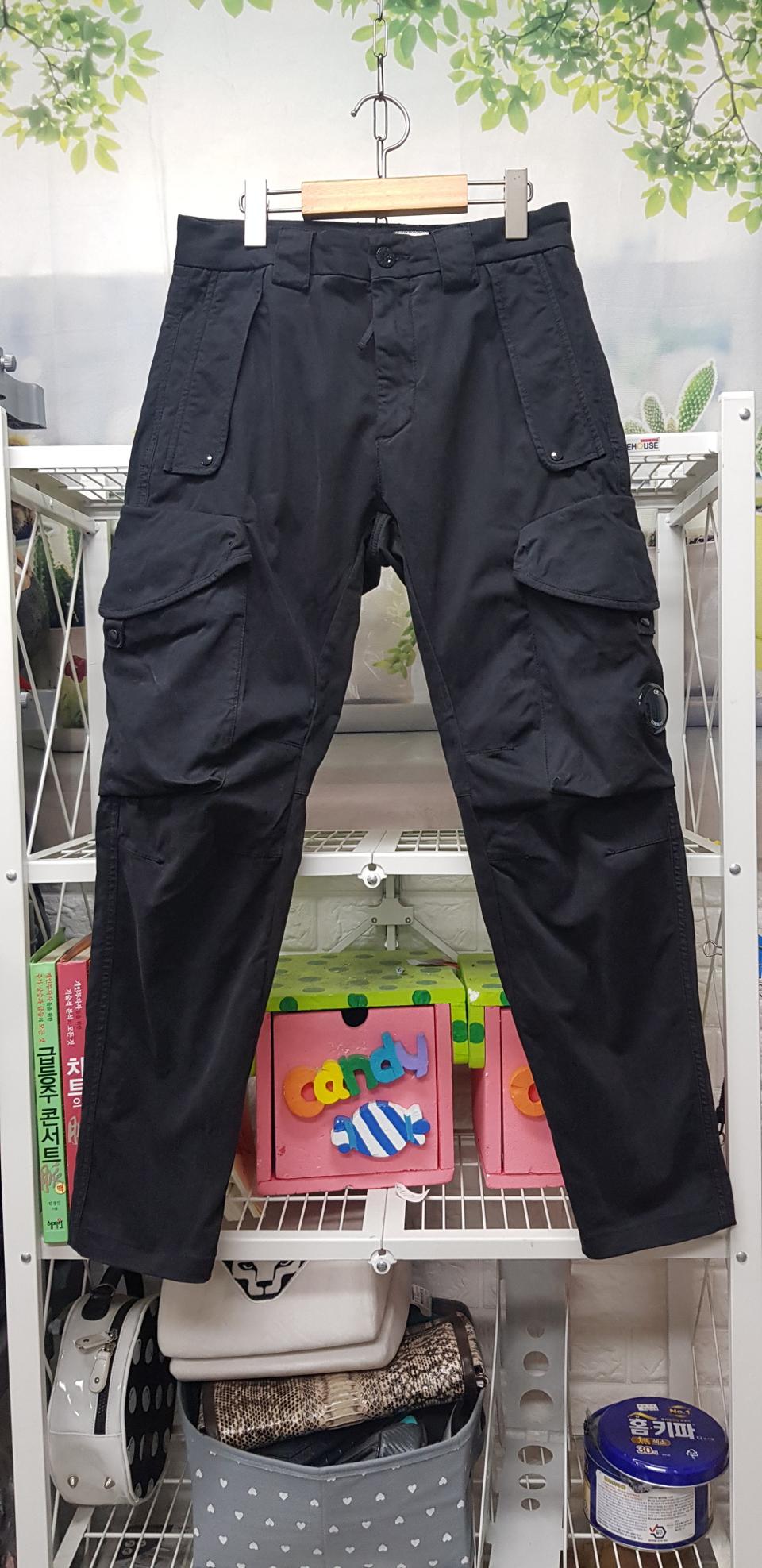 정품/ 씨피컴퍼니 카고 CP컴퍼니 렌즈와펜 남성바지 카고팬츠(44사이즈)