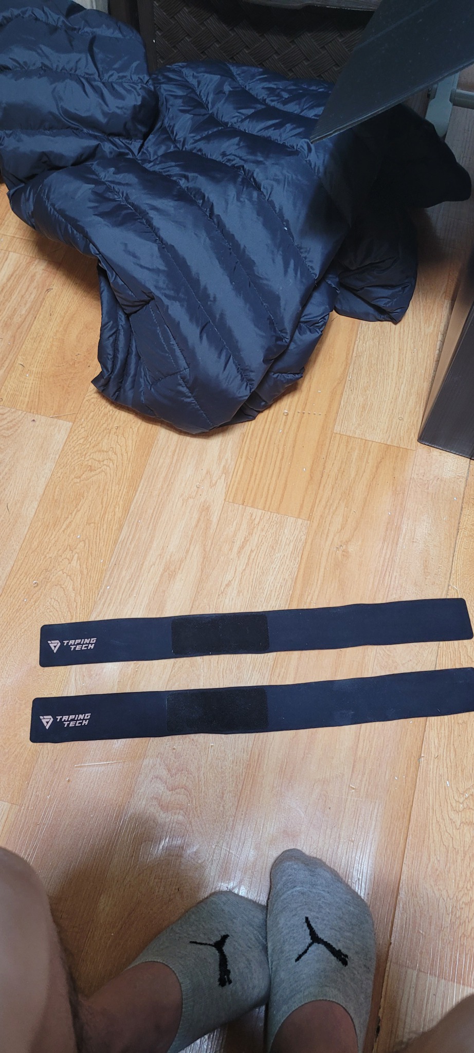 뉴 테이핑핑크 유명브랜드 입니다손목보호대 새상품 ㅍ무하자 선물받은건데