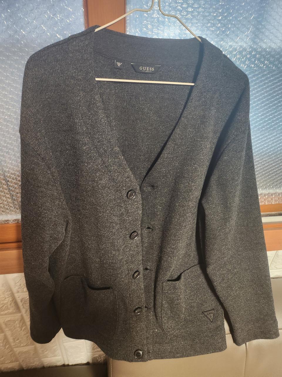 게스 남성 니트가디건