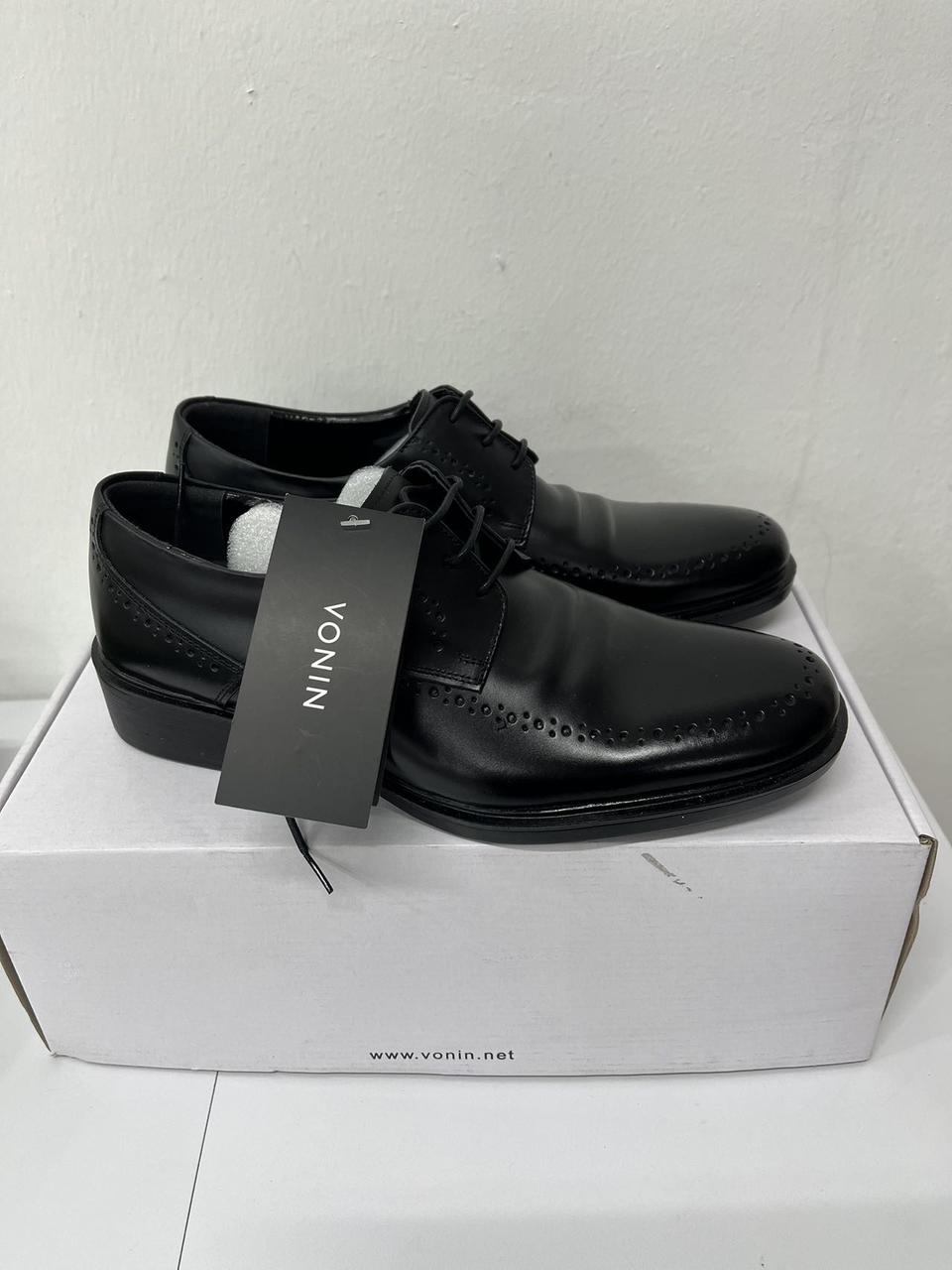 보닌 천연소가죽 사이드 도트 볼륨 수제구두 250