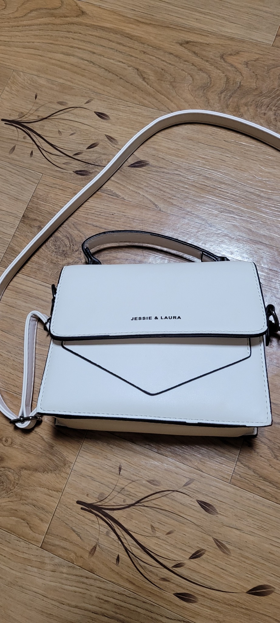 제시엔로라토트 핸들크로스백