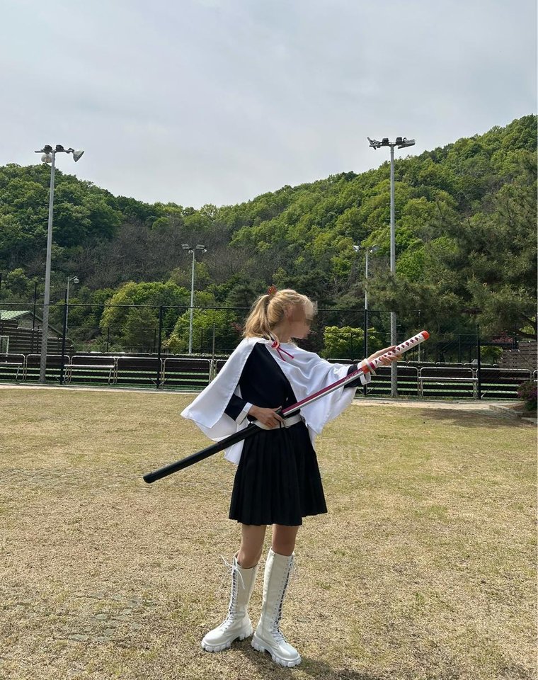 졸업사진 대여, 귀멸의 칼날 귀살대복 대여, 귀칼 카... | 헬로마켓