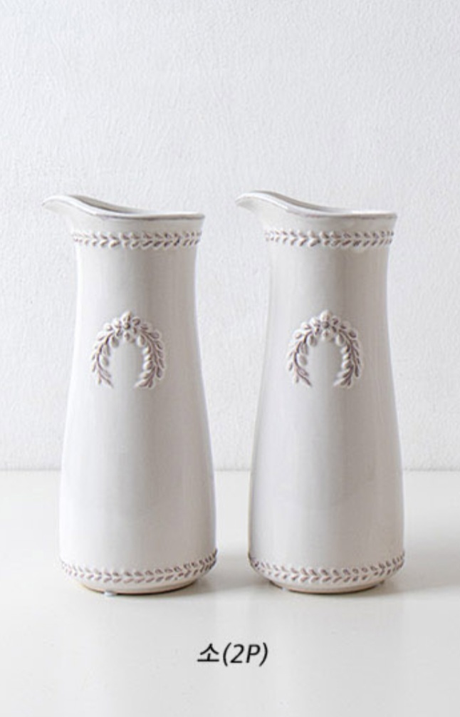 화이트 월계무늬 포트