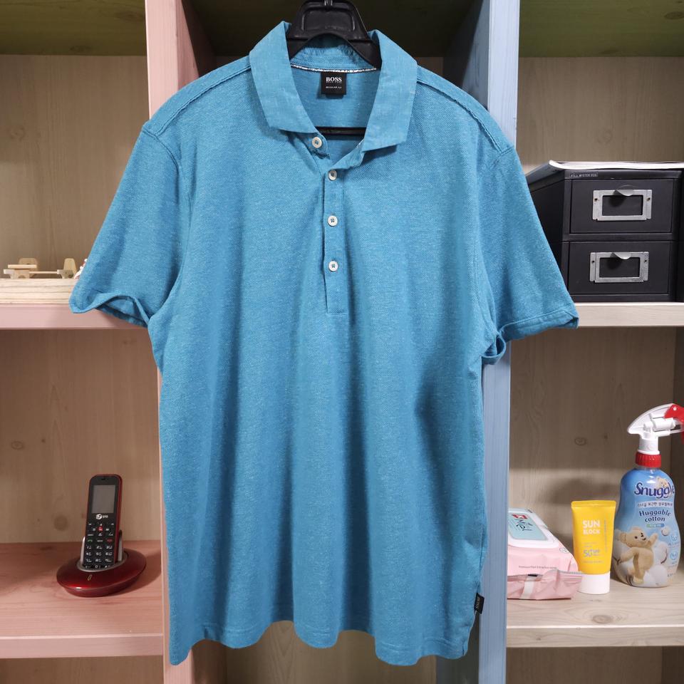 휴고보스 M사이즈 민트 PK 반팔 티셔츠