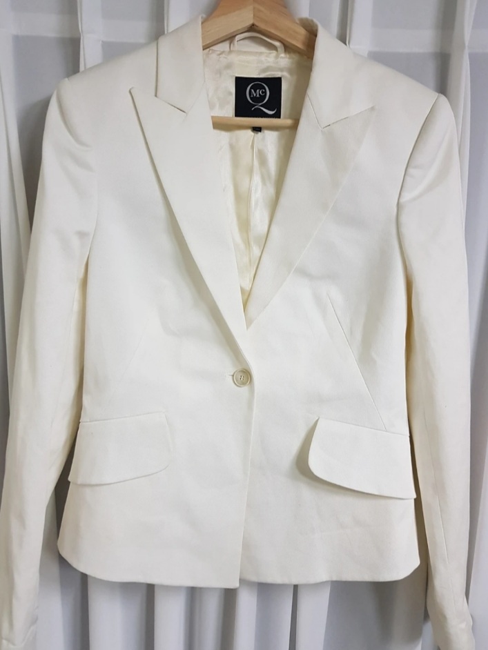 알랙산더맥퀸 자켓 IT42 정품 국내 매장판