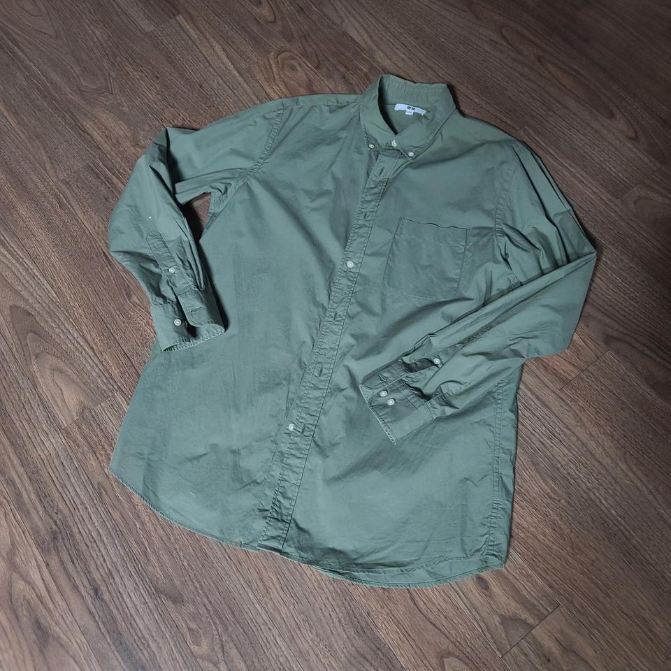 유니클로 카키 아메카지 셔츠