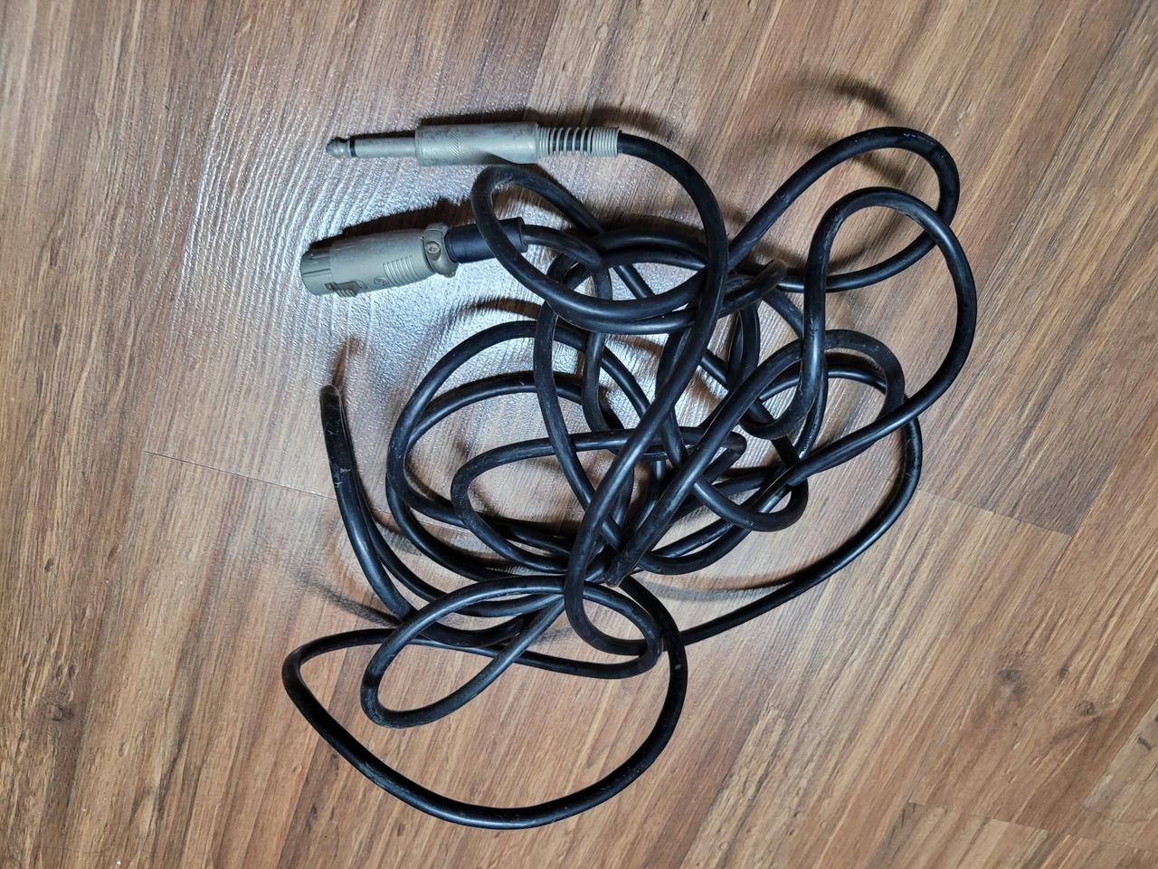 오디오기기 연결잭