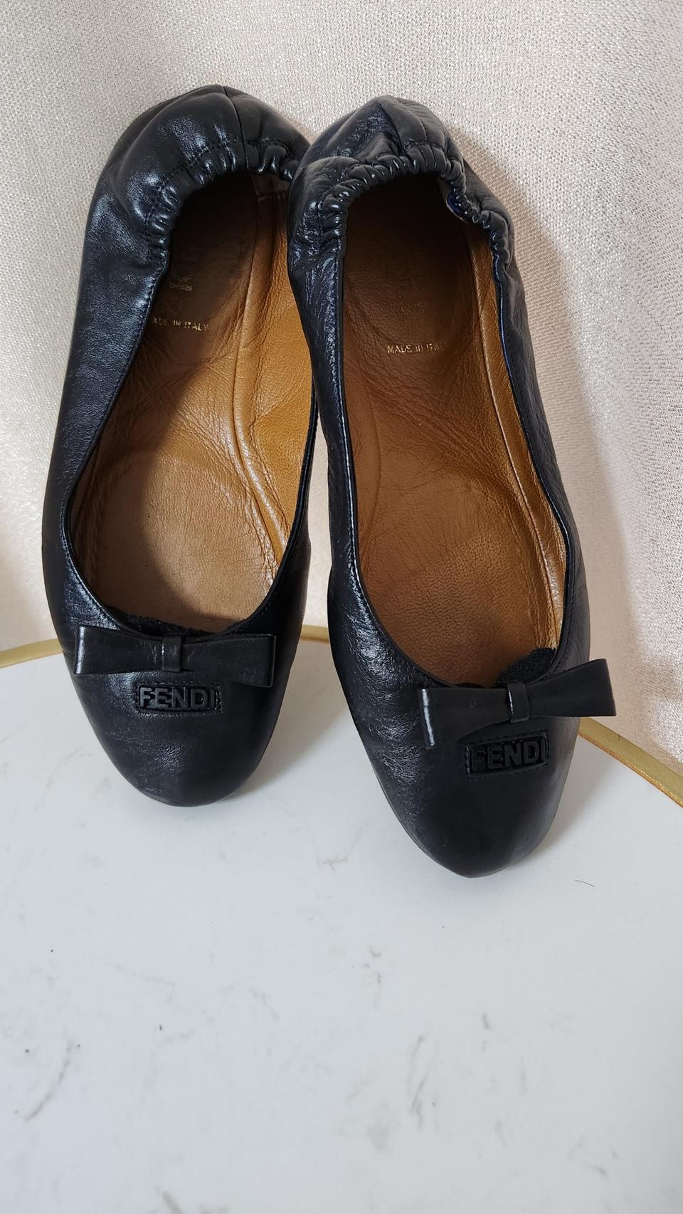 팬디 플랫슈즈 (정품)