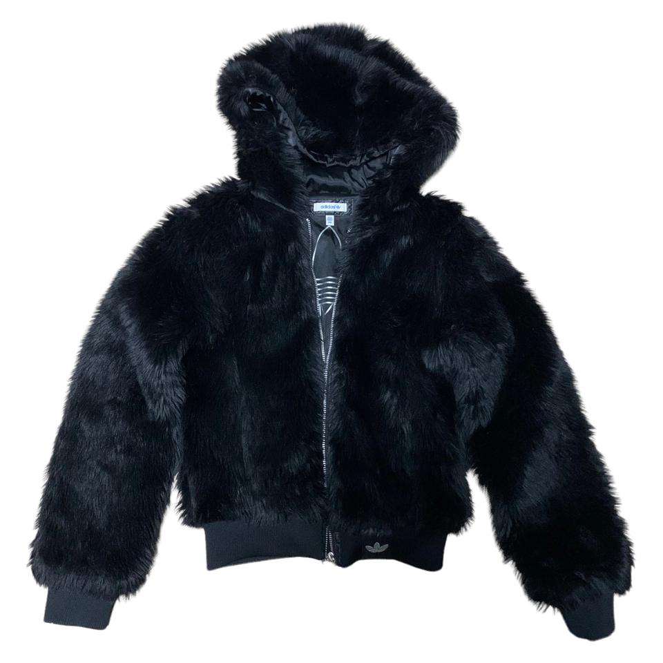 아디다스 페이크 퍼 후드집업