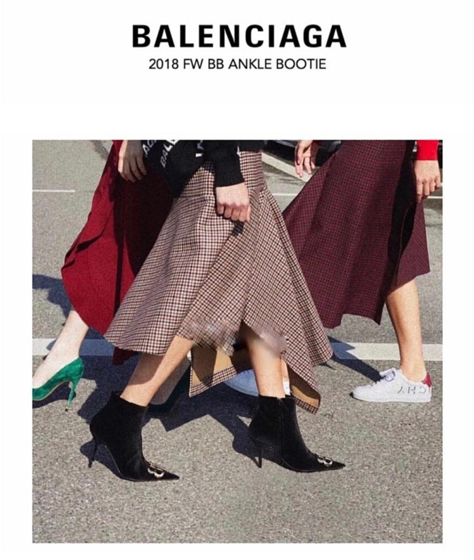 발렌시아가 BB로고 앵글부츠! 새상품