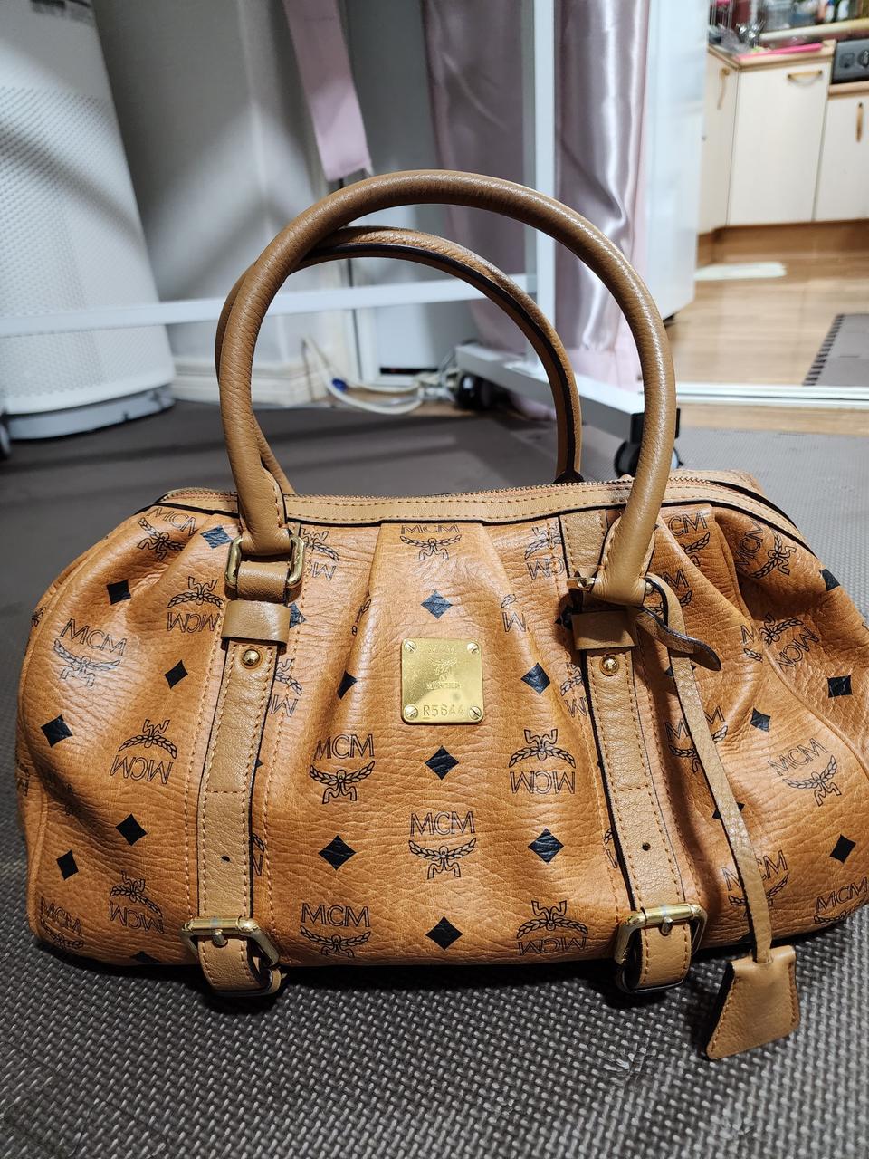 엠씨엠 가방 정품