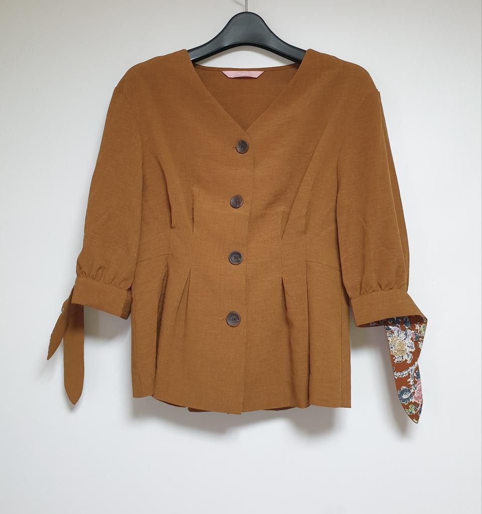 SOUP브라운블라우스