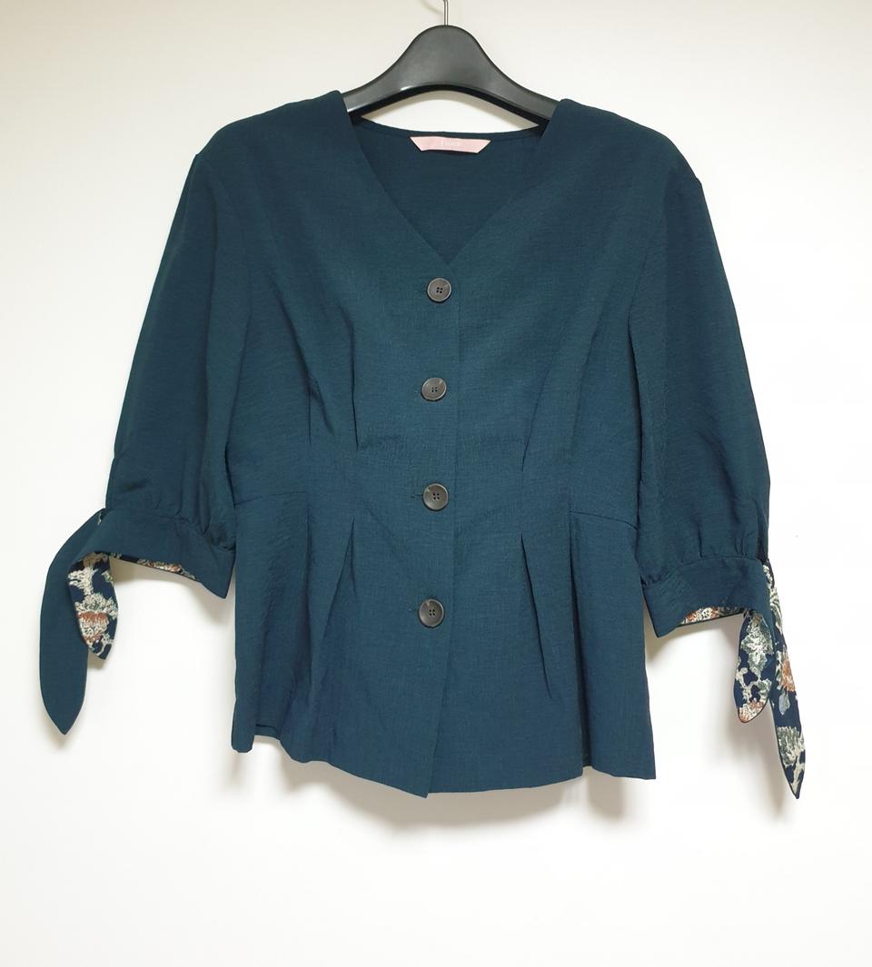 SOUP브이넥블라우스