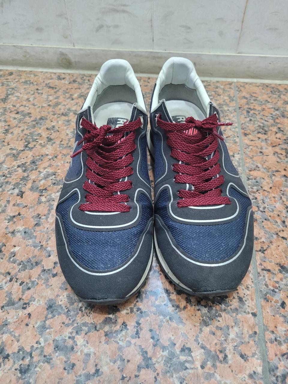 (정품) 골든구스 러닝(255사이즈) 5만원