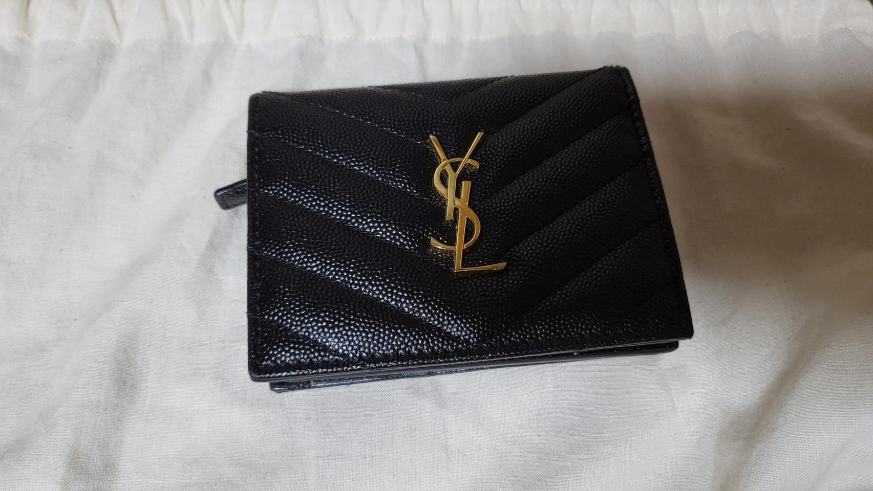 입생로랑반지갑