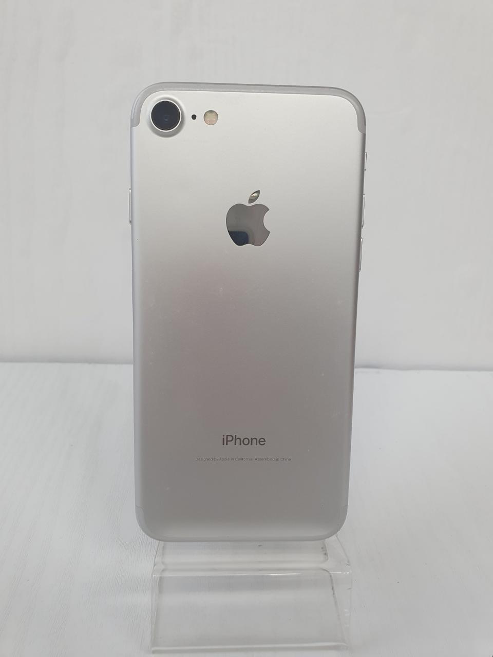 아이폰 7 실버  128기가  배터리 76%