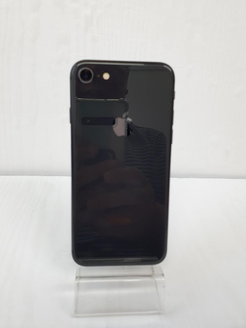 아이폰 8 그레이  256기가  77%