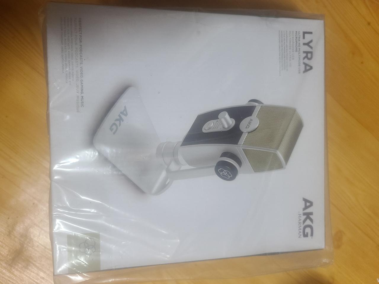[새상품] AKG LYRA 마이크 팝니다.