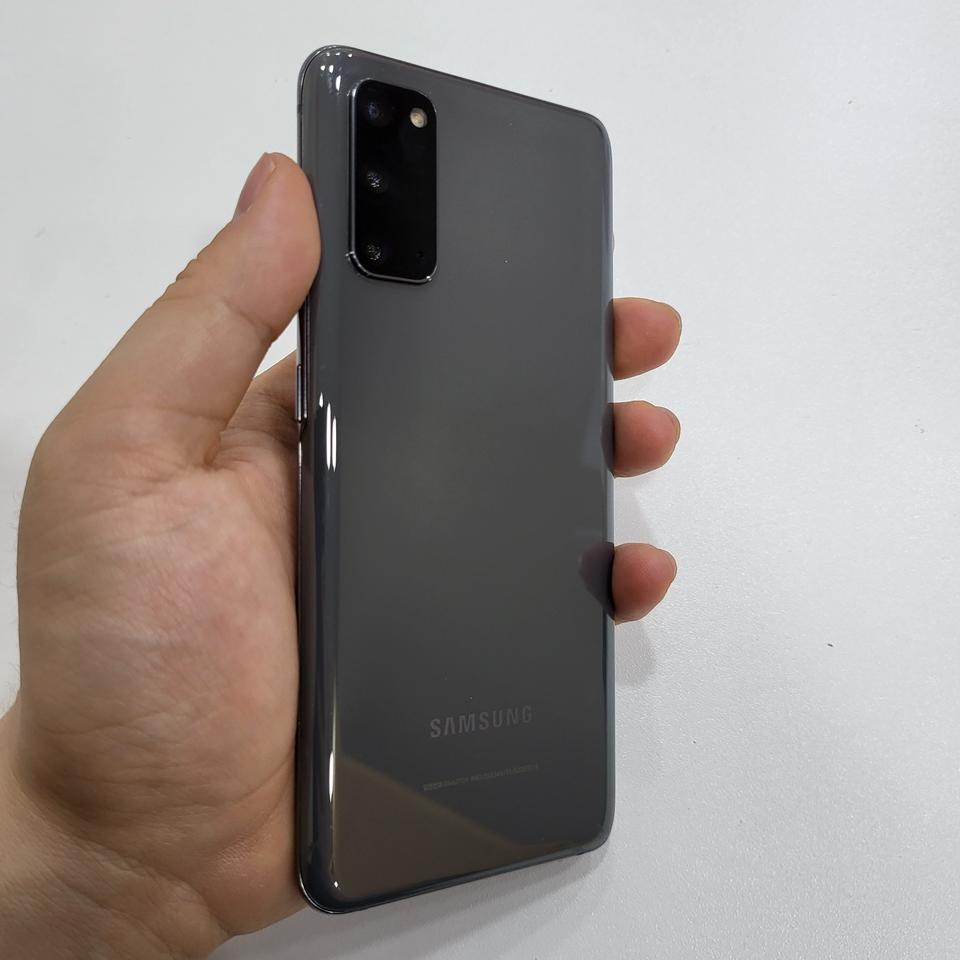 S급) 갤럭시 S20 128기가 그라파이트 색상 팝니다.