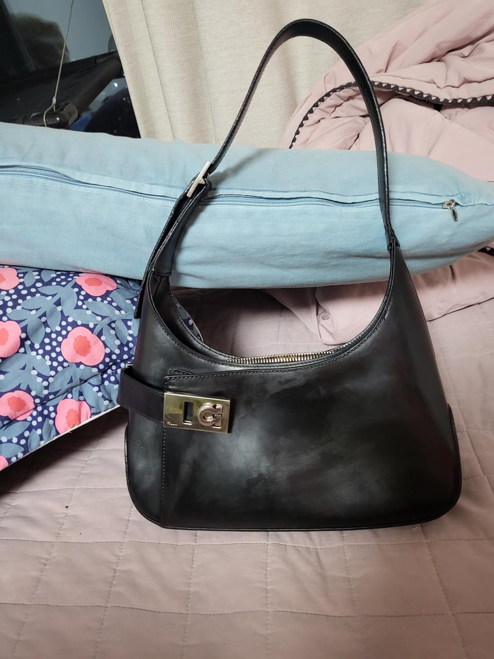 페라가모미니백