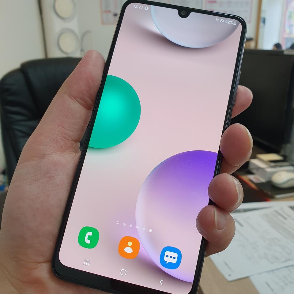 갤럭시 A12 정상해지 공기기 A급