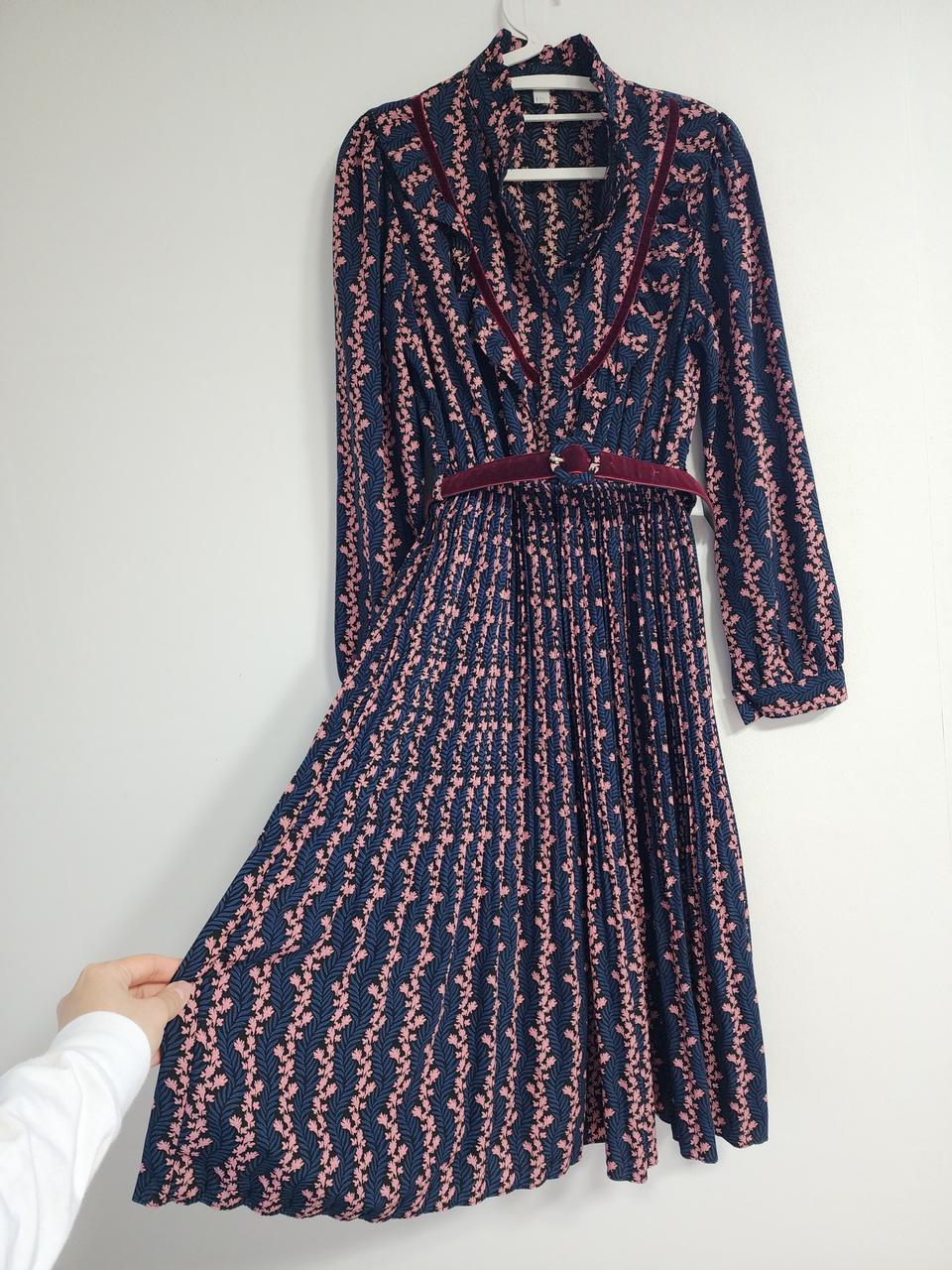 벨벳 디테일 쉬폰 원피스