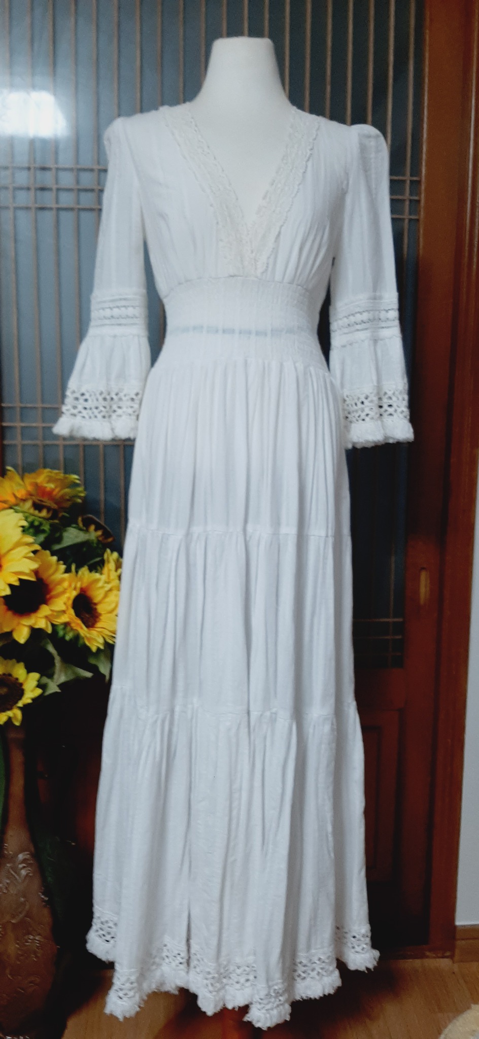 화이트 롱원피스