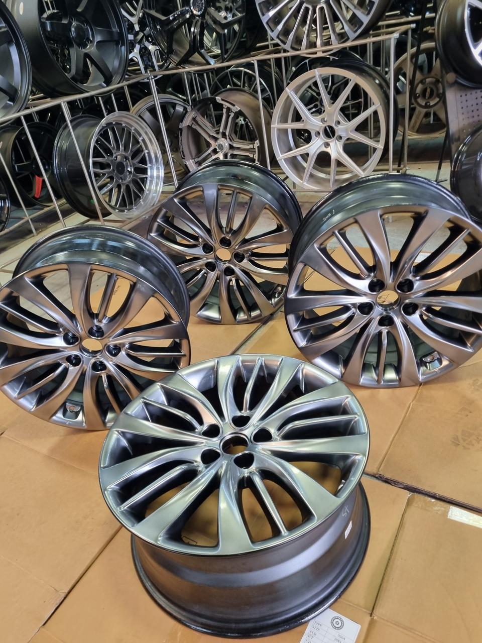 제너시스DH.19인치중고휠타이어.실버도장.스파타링크롬.휠.